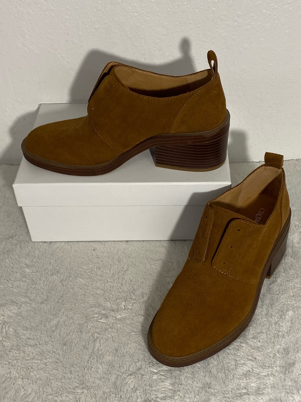 Crown Vintage Malia Cognac Suede Oxfords Women’s Size 9.5M Slip On Stacked Heel